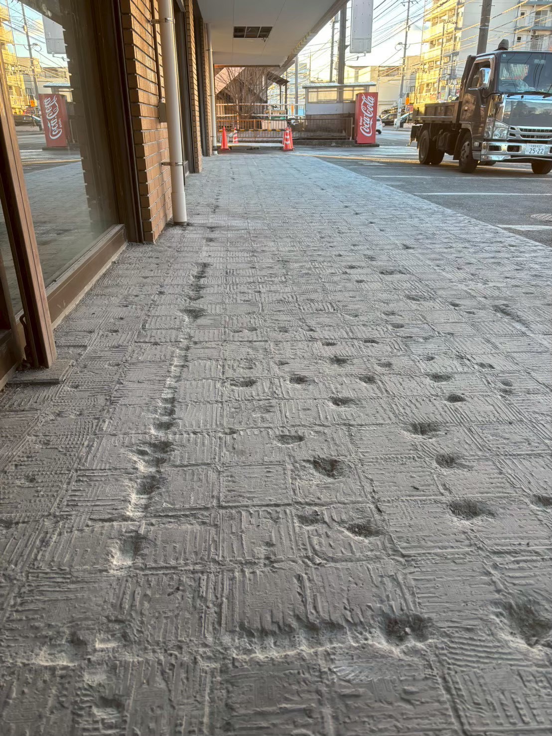 タイルはつり改修工事